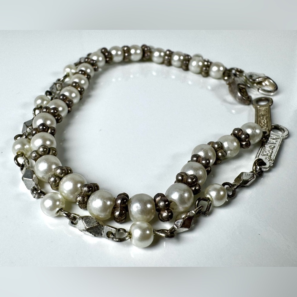 Lot of 2 Vintage Signed Napier Silver-time & Faux Pearl Bracelets #1120 - Picture 7 of 9